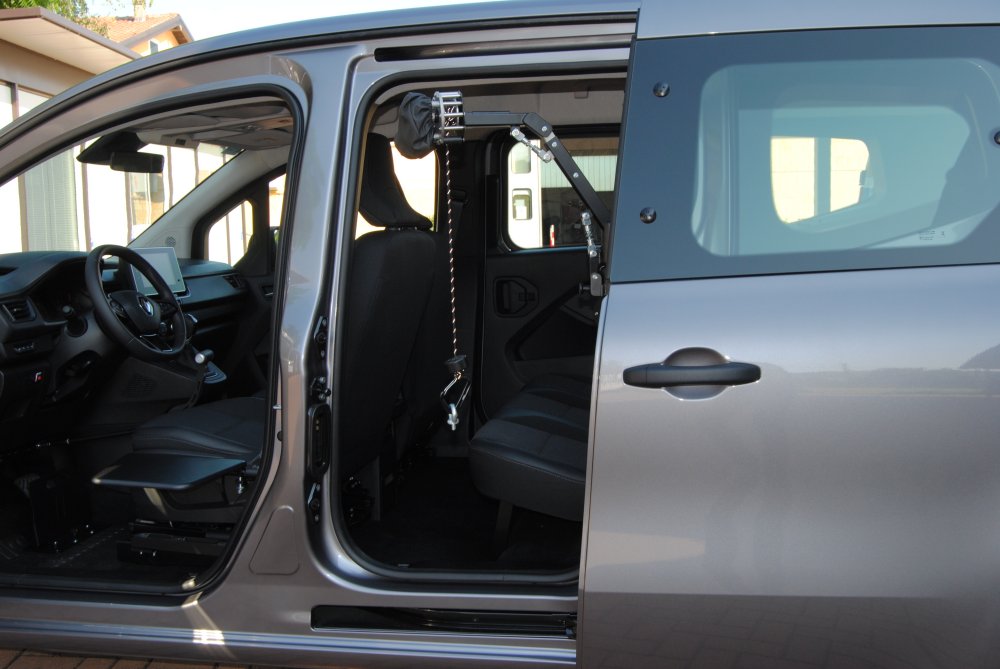 Verricello solleva carrozzina