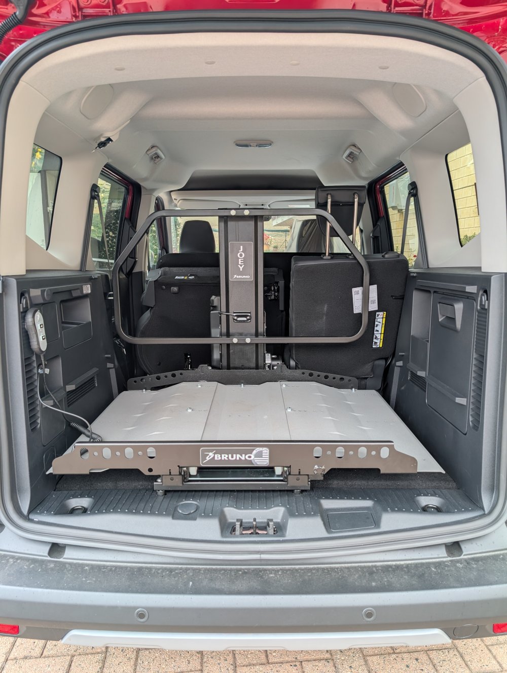 Piattaforma di carico per bagagliaio