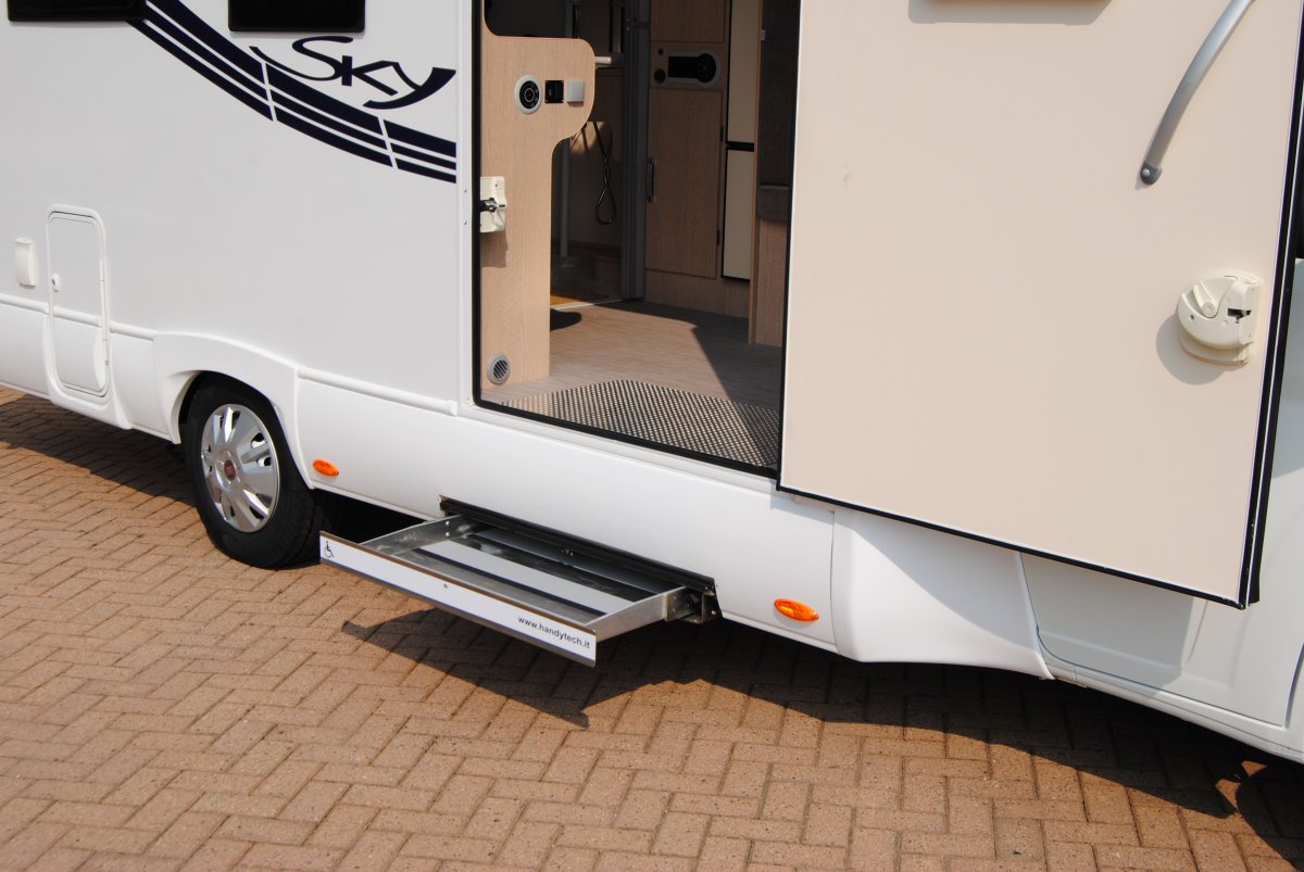 Pedana sottopianale laterale EP 300