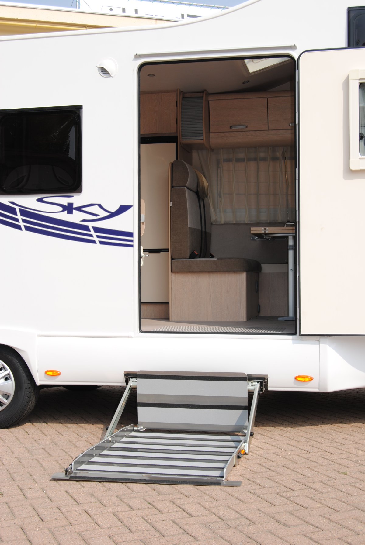 Pedana sottopianale laterale EP 300