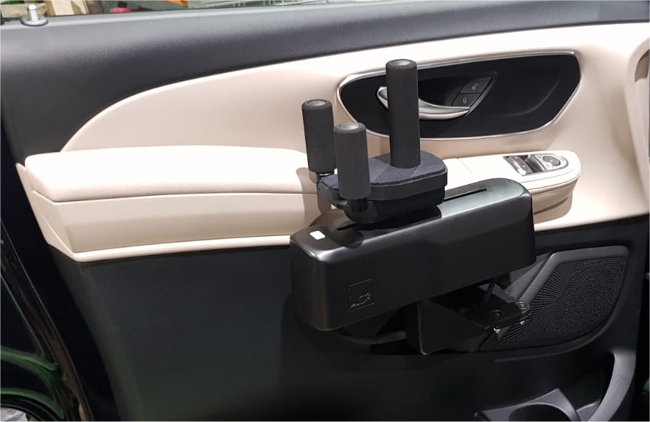 Acceleratore e freno elettronico