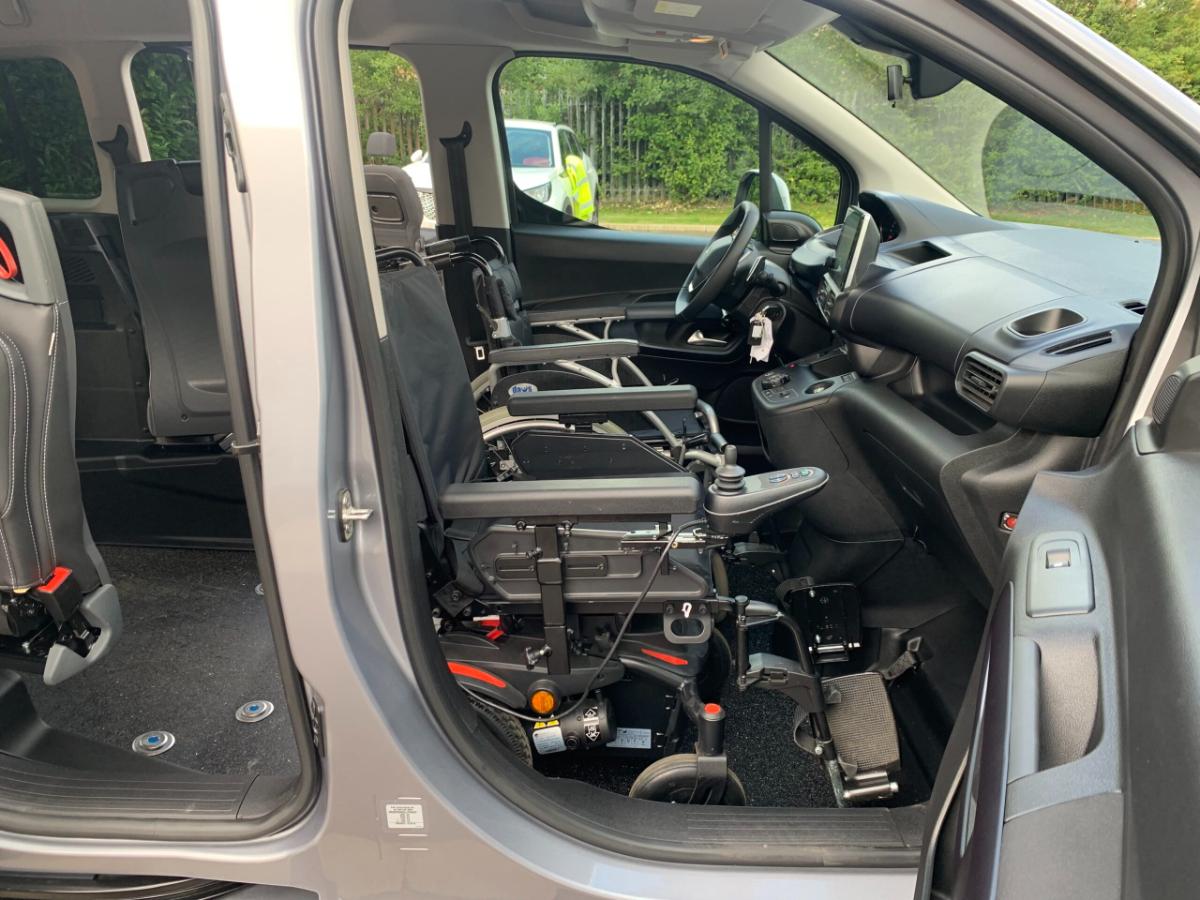 Peugeot Rifter "INSPIRE"