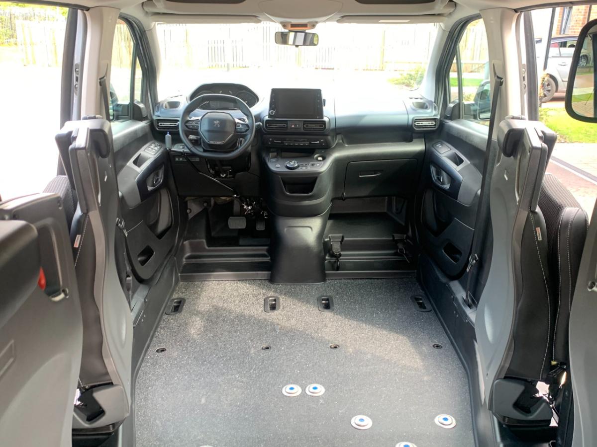 Peugeot Rifter "INSPIRE"