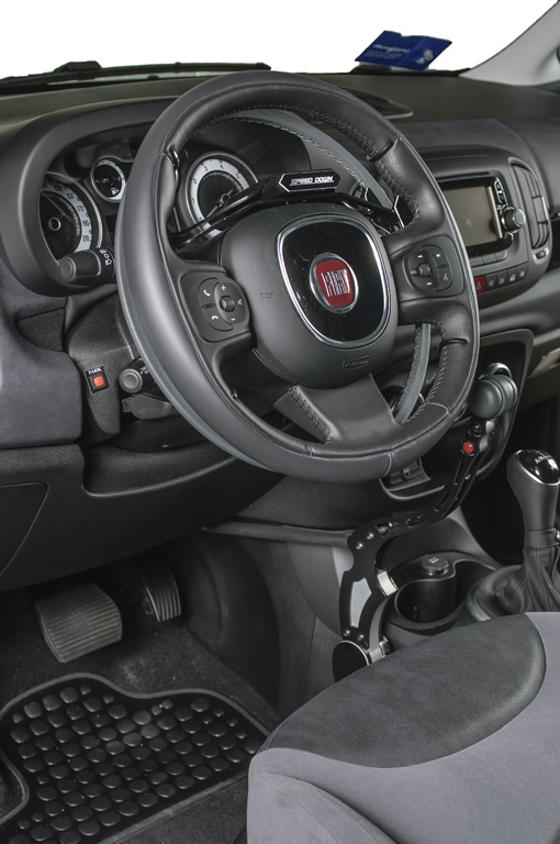 Acceleratore a cerchio sotto-volante