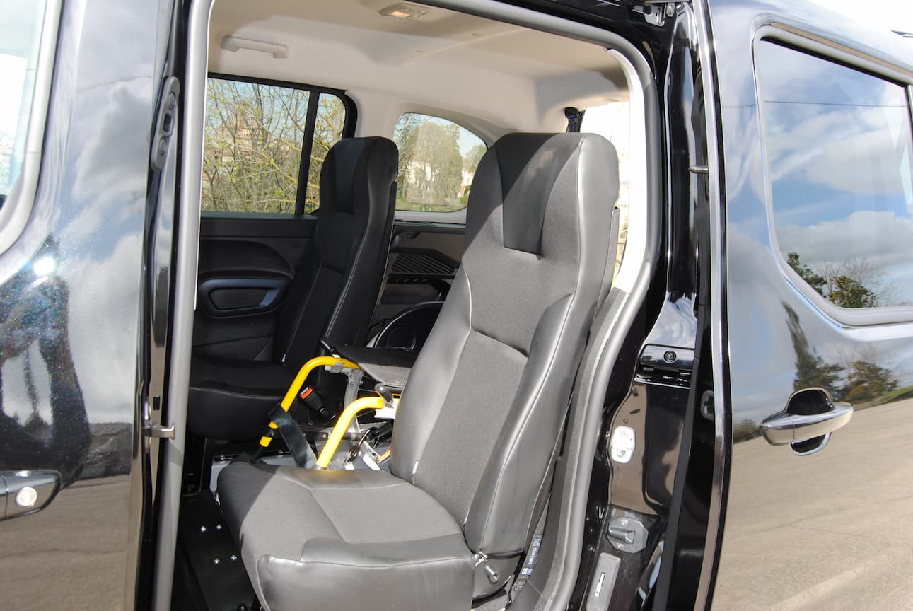 Fiat Doblò Combi "HANDY API"