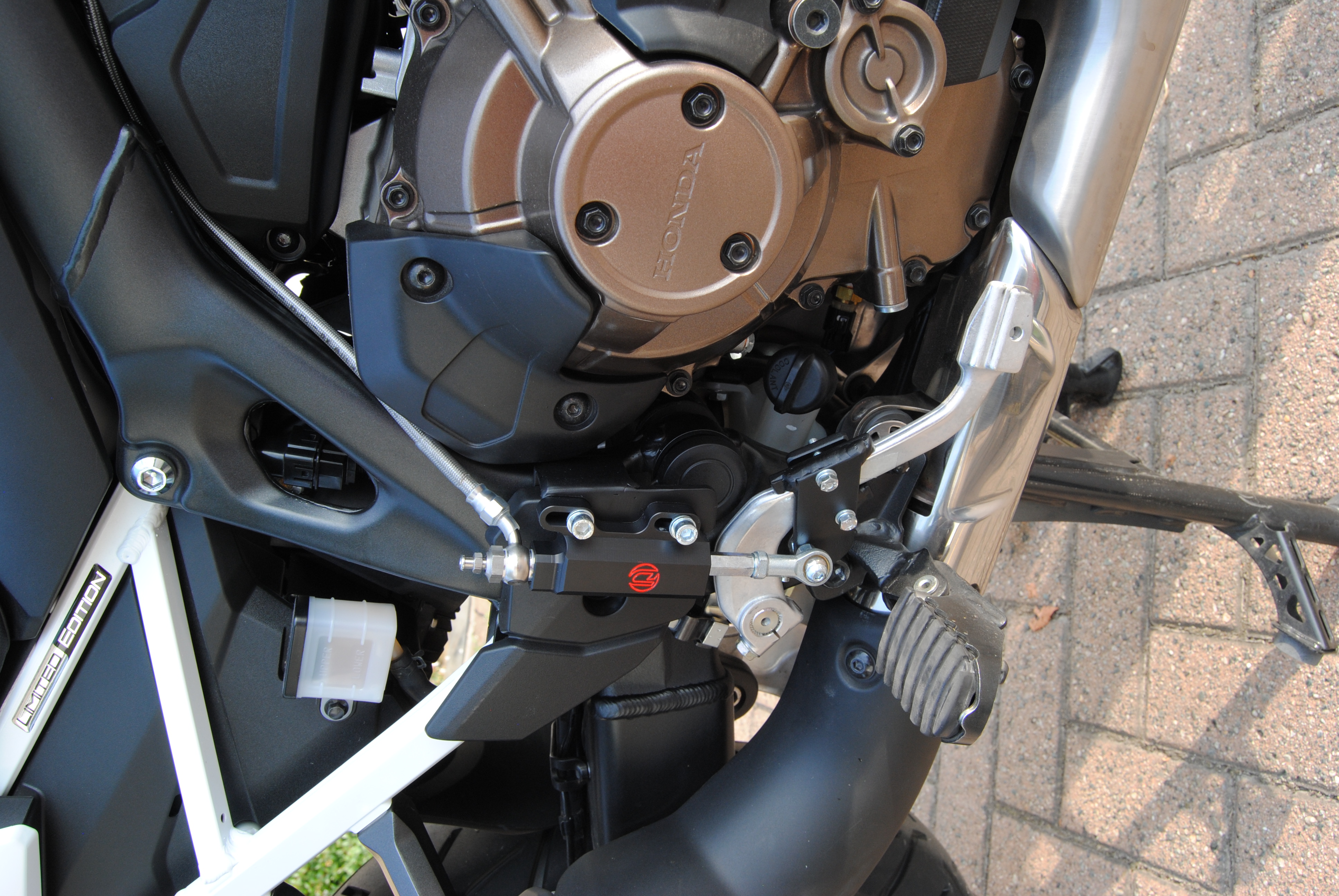 Freno posteriore a pollice