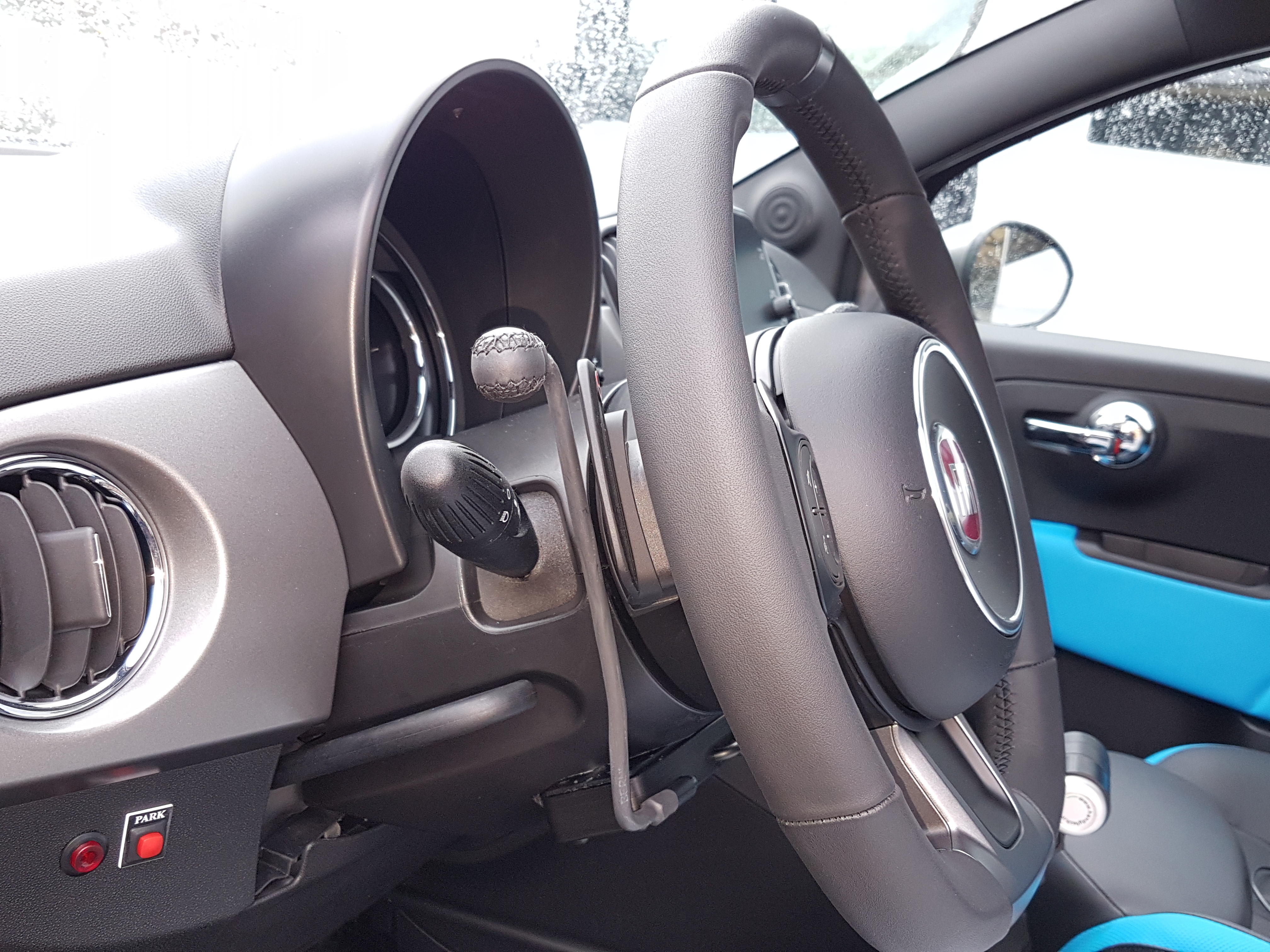 Acceleratore a leve contrapposte