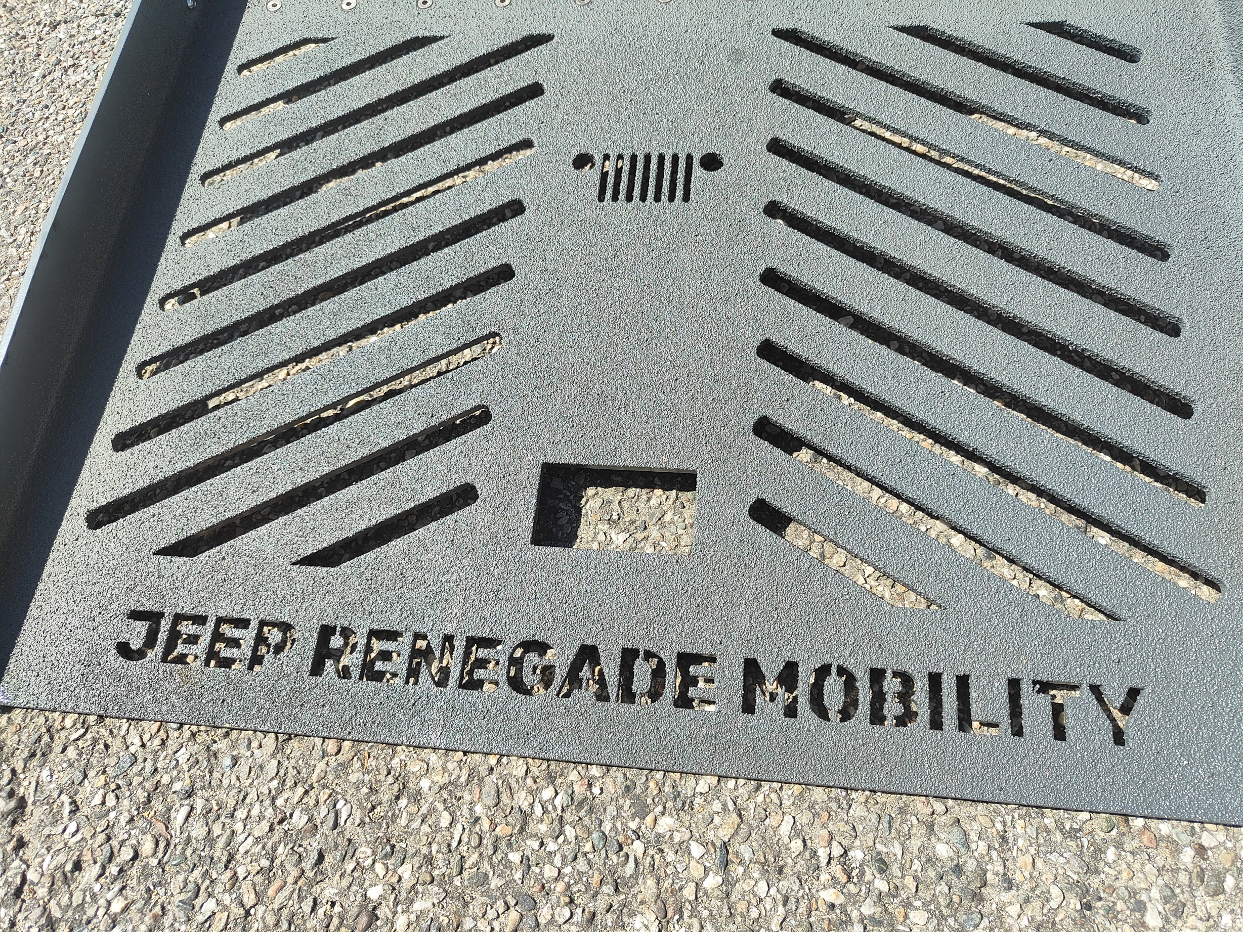 Jeep Renegade Mobility e-Hybrid