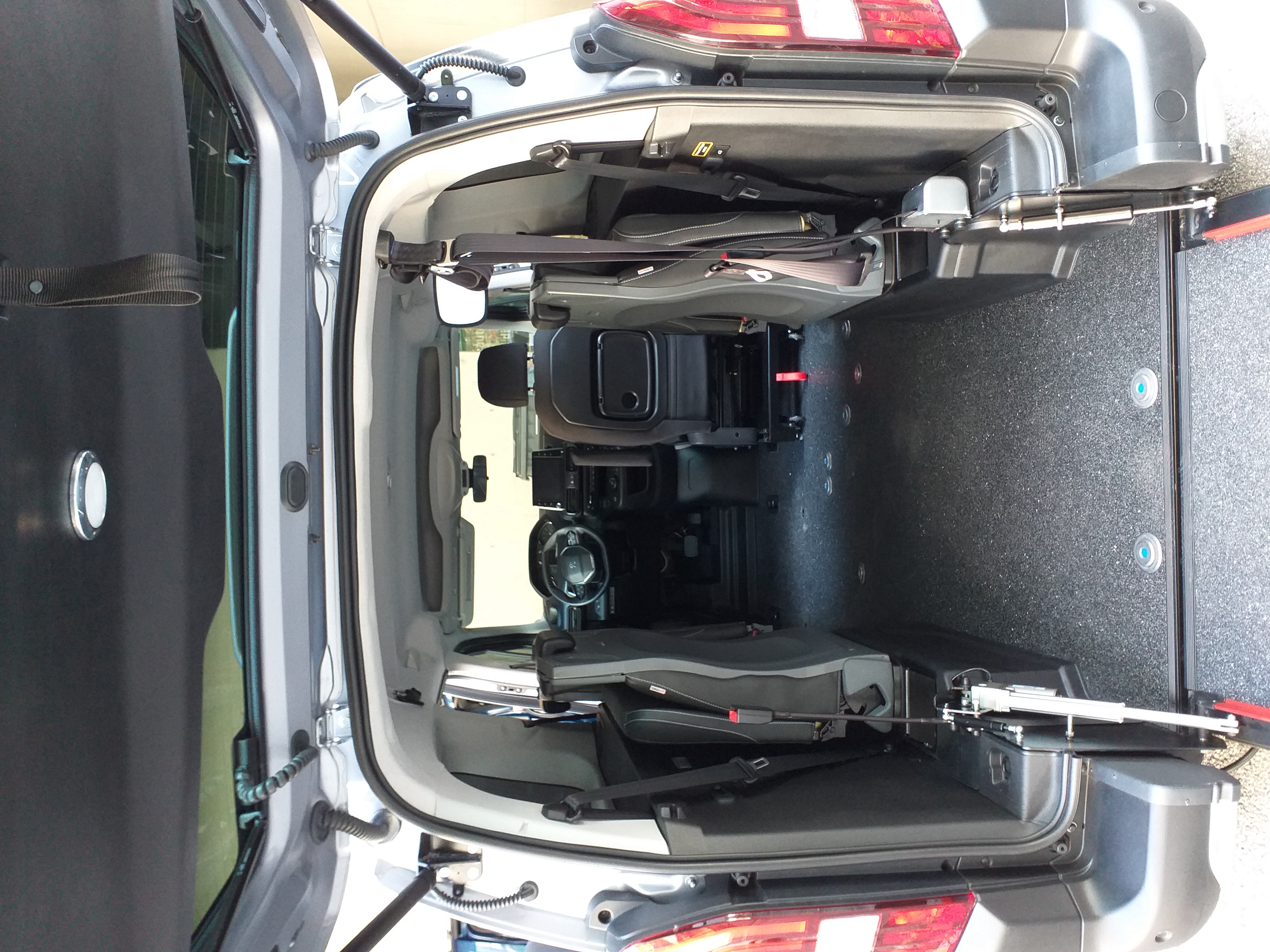 Peugeot Rifter "INSPIRE"