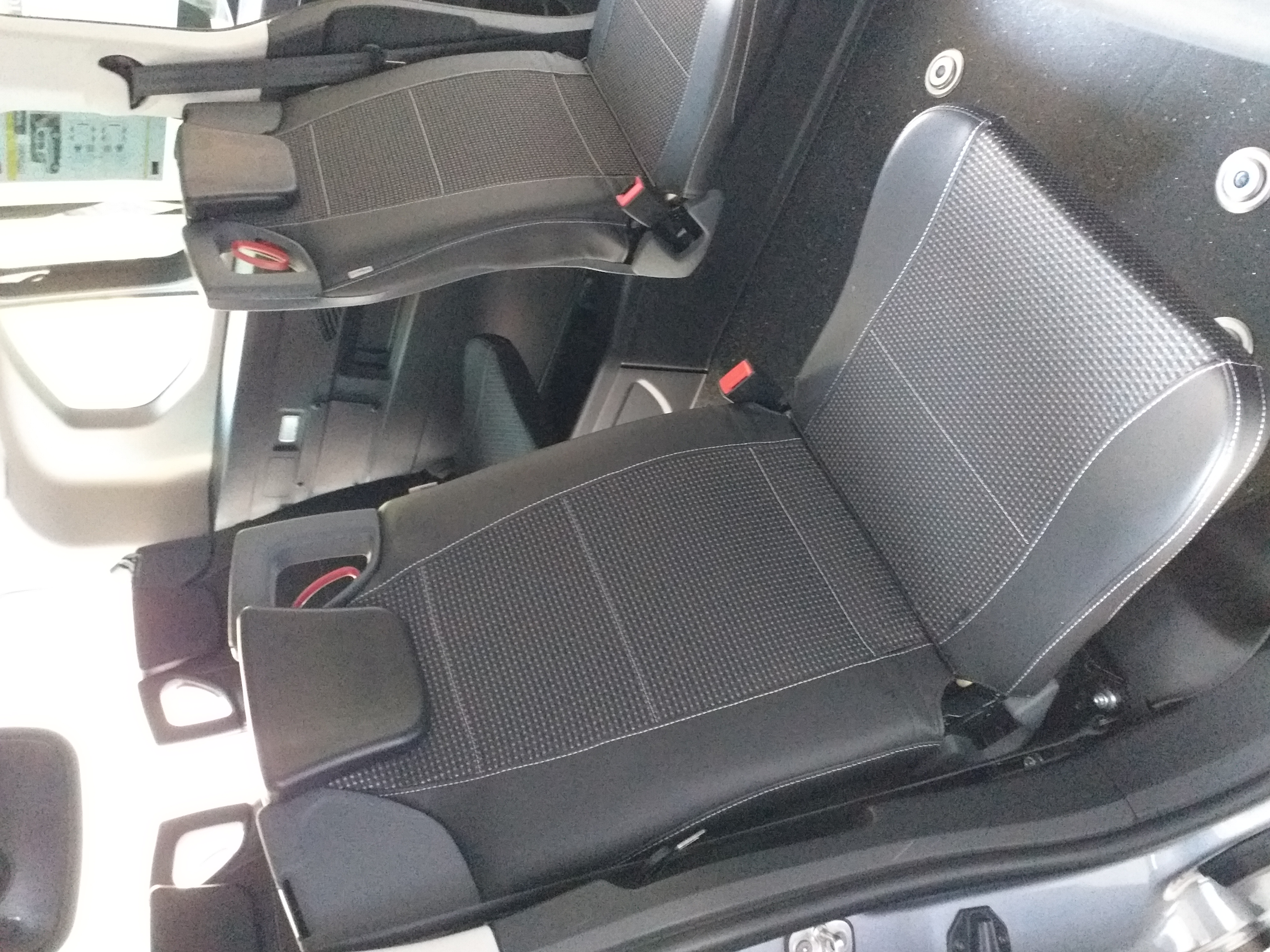 Peugeot Rifter "INSPIRE"