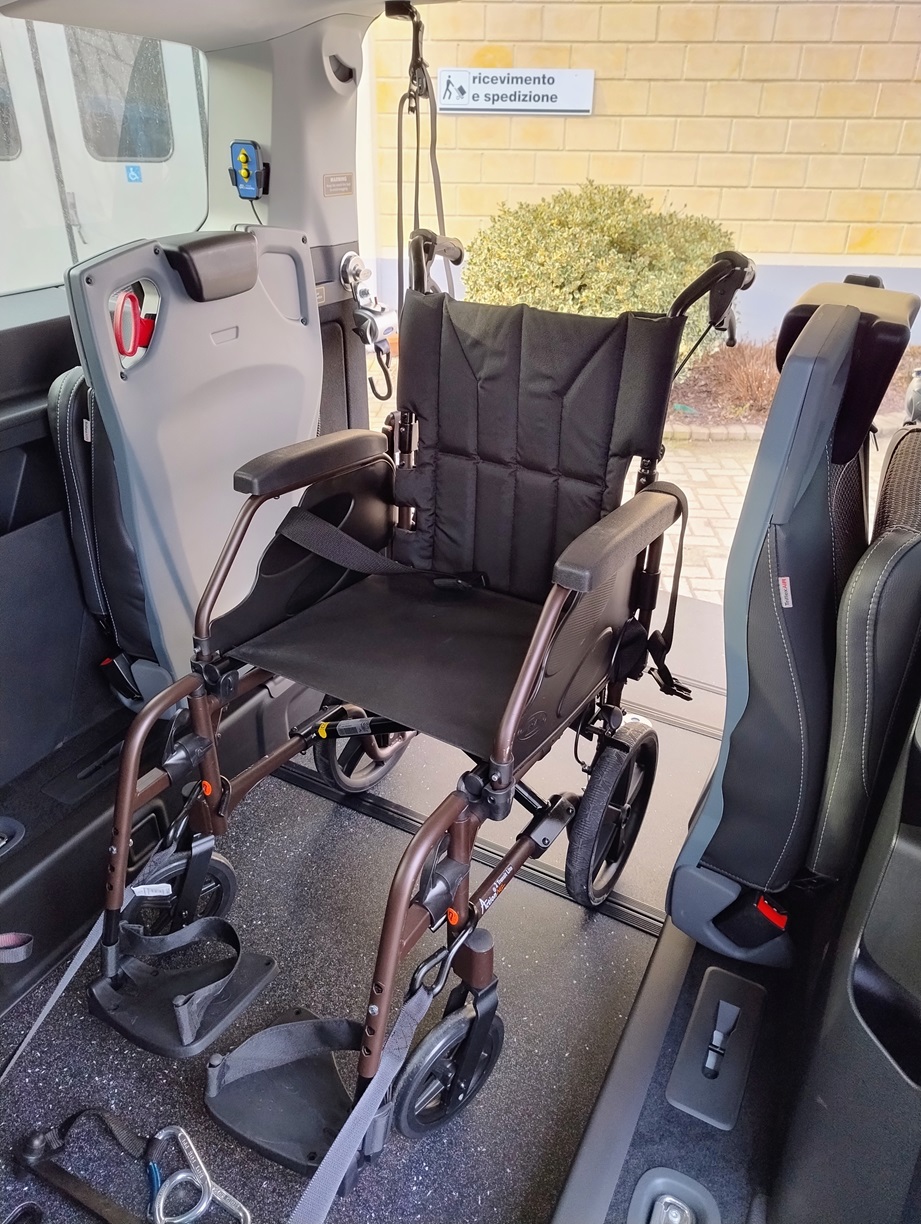 Ford Grand Connect "FREEDOM"