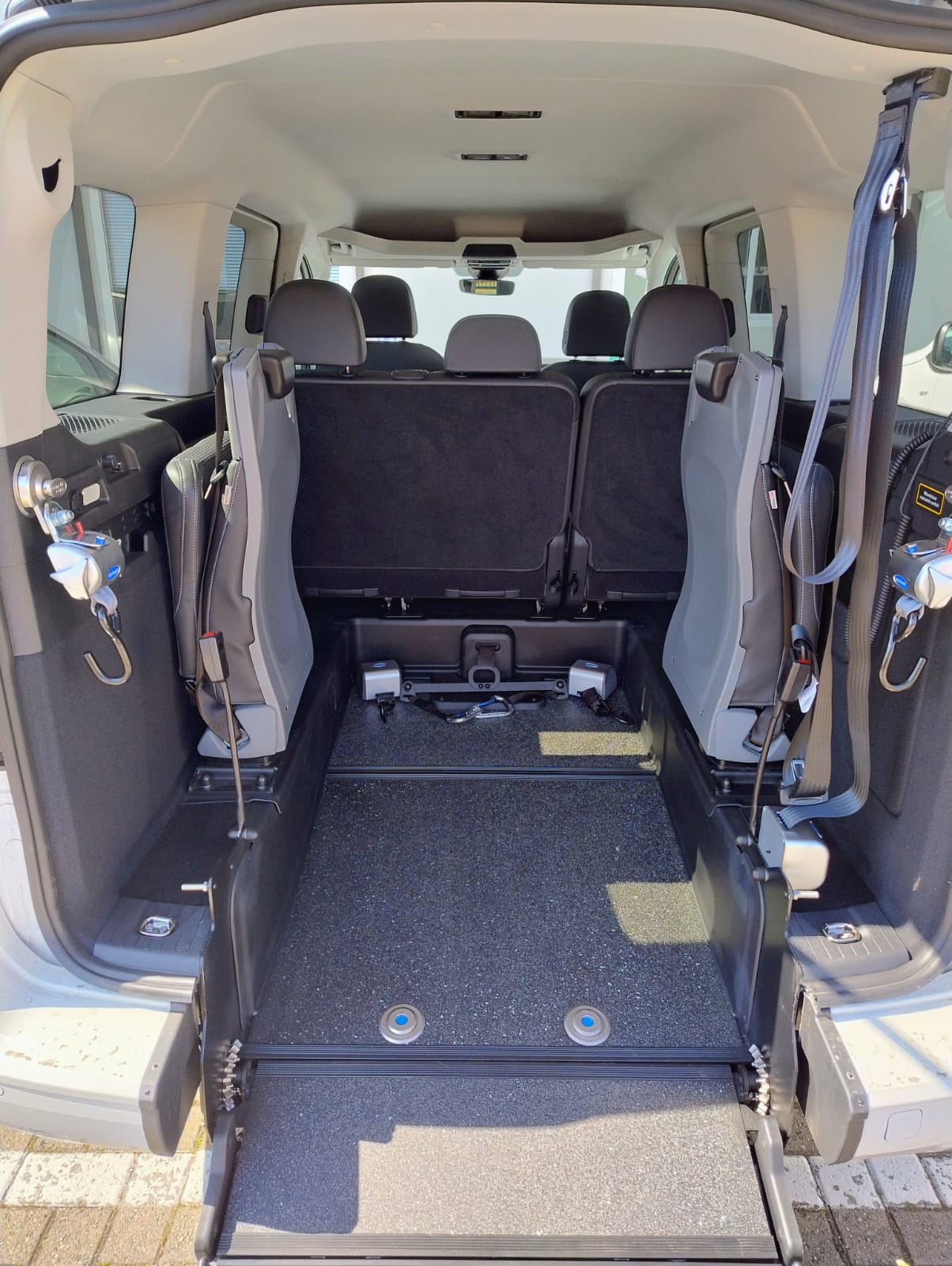 VolksWagen Caddy Maxi "VISTA"