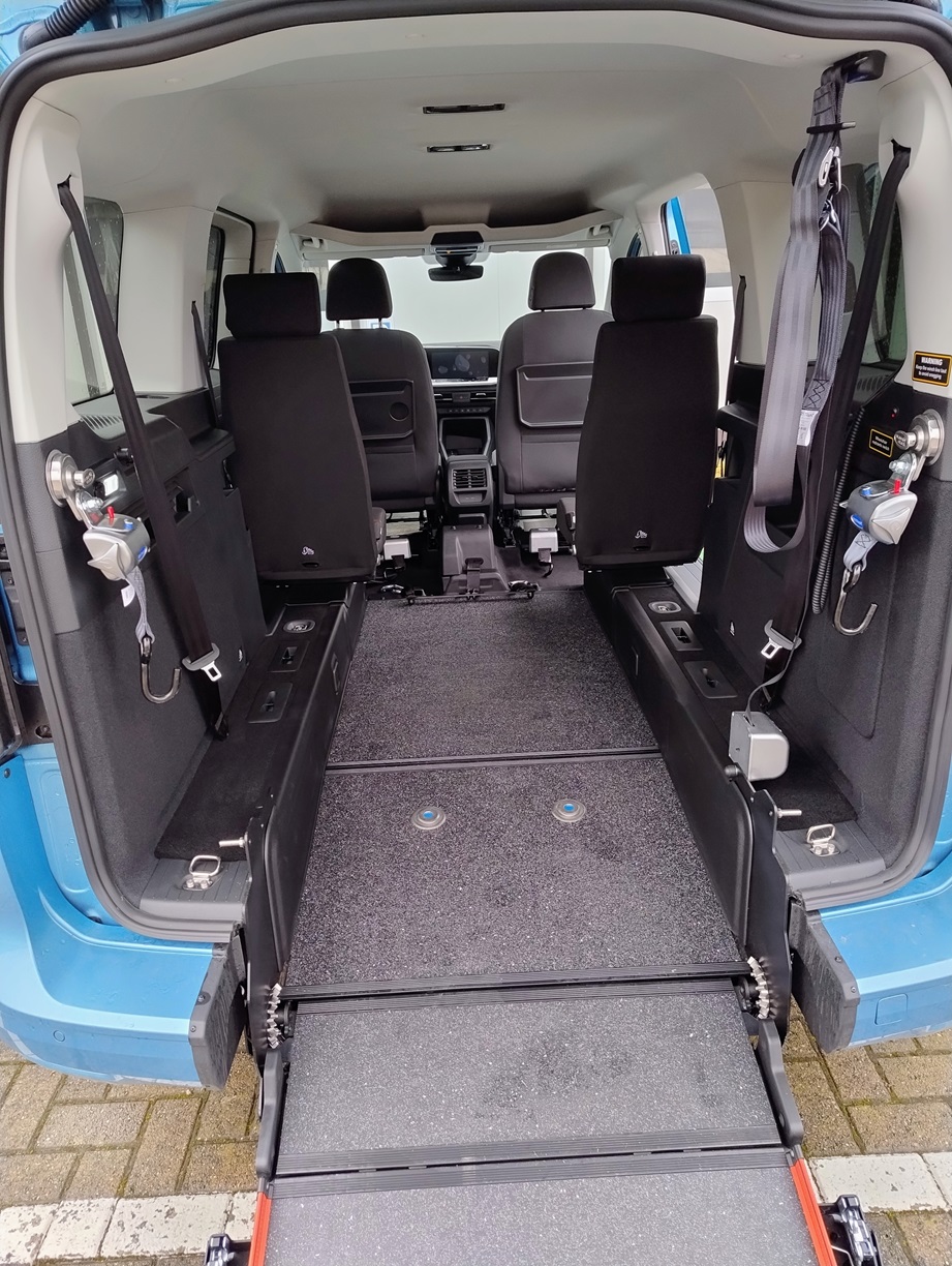 VolksWagen Caddy Maxi "VISTA"