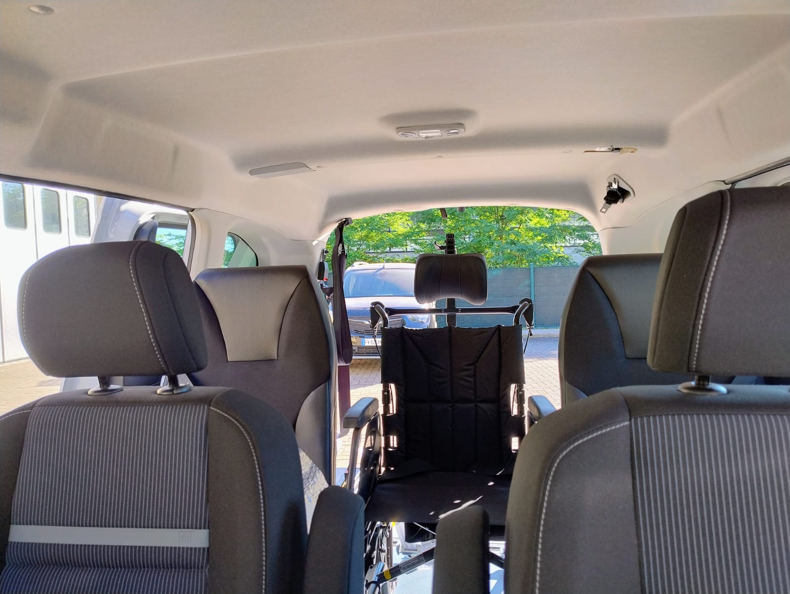 Fiat Doblò Combi "HANDY API"