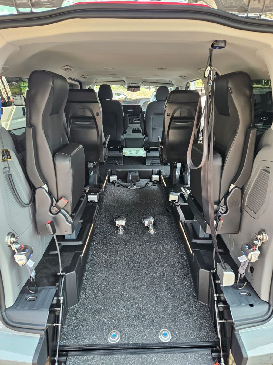 Ford Tourneo Custom "INDEPENDENCE"