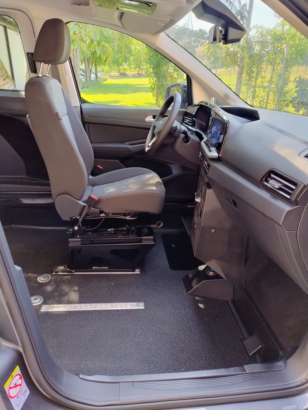 Ford Connect "AVANCE"