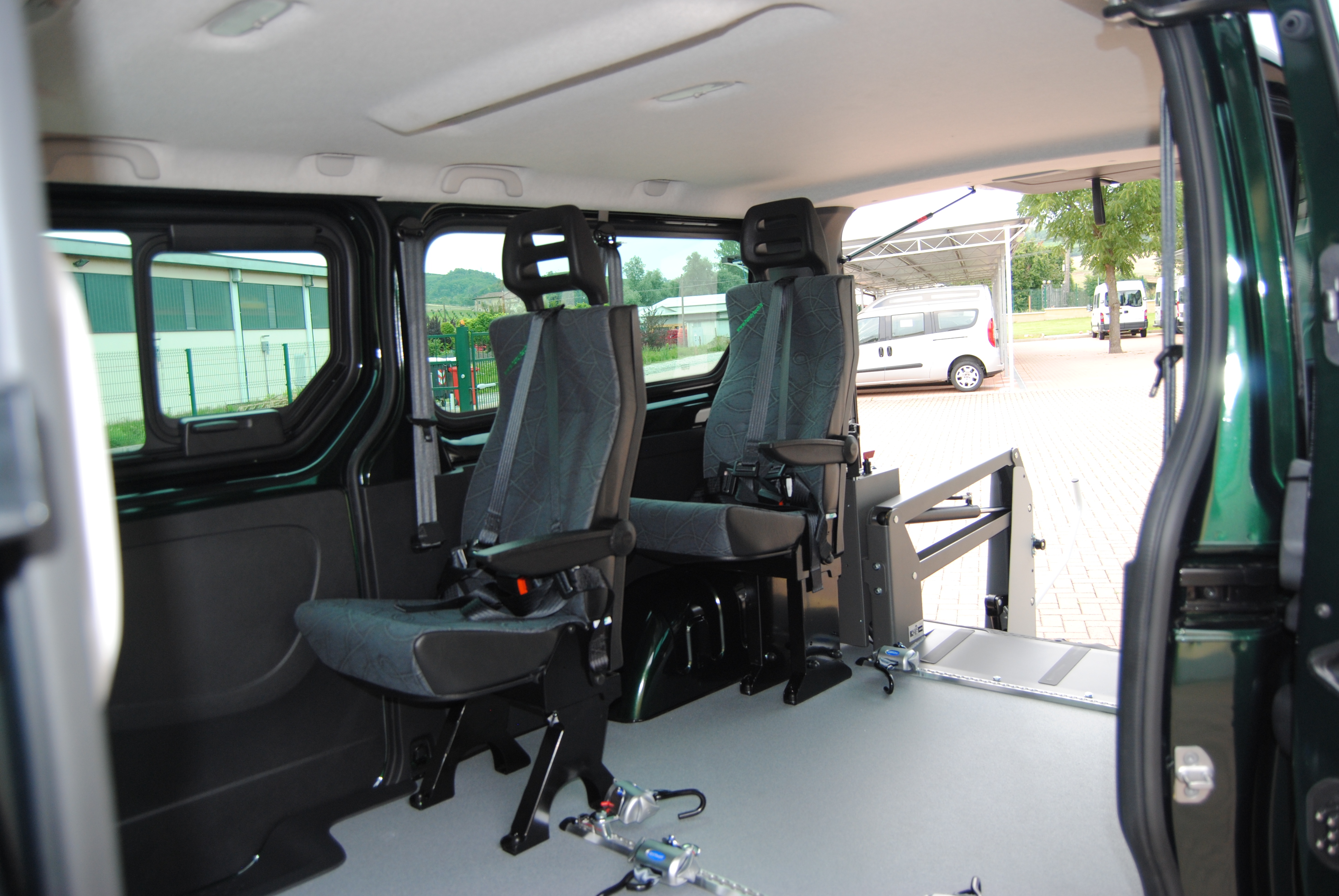 Trasporto collettivo con sollevatori automatici o rampe servoassistite