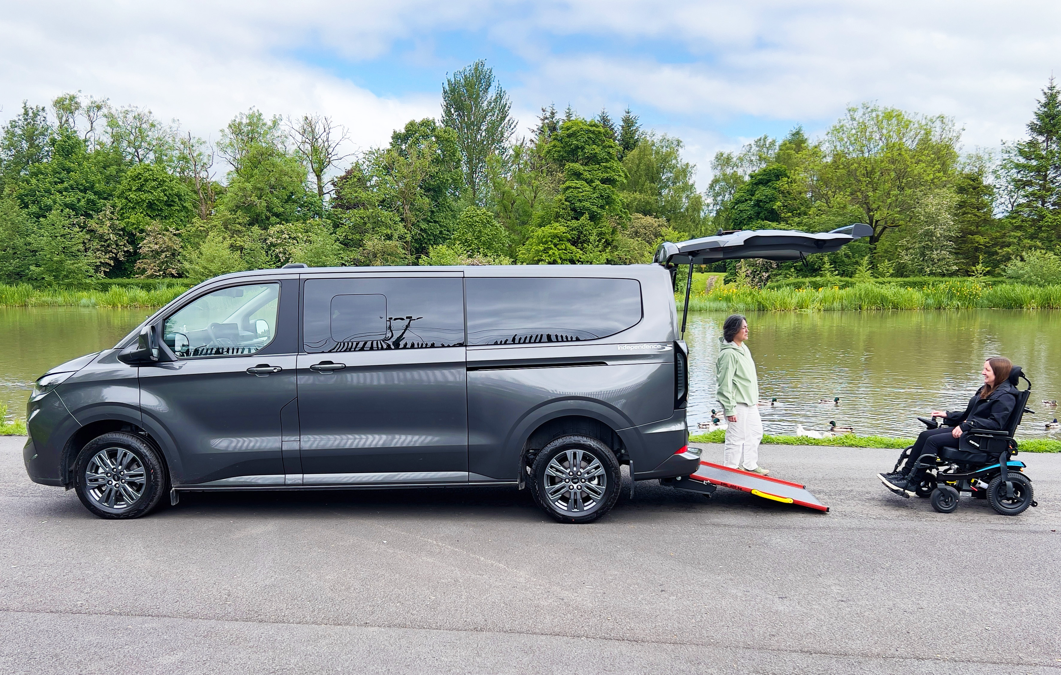 Ford Tourneo Custom "INDEPENDENCE TWIN"