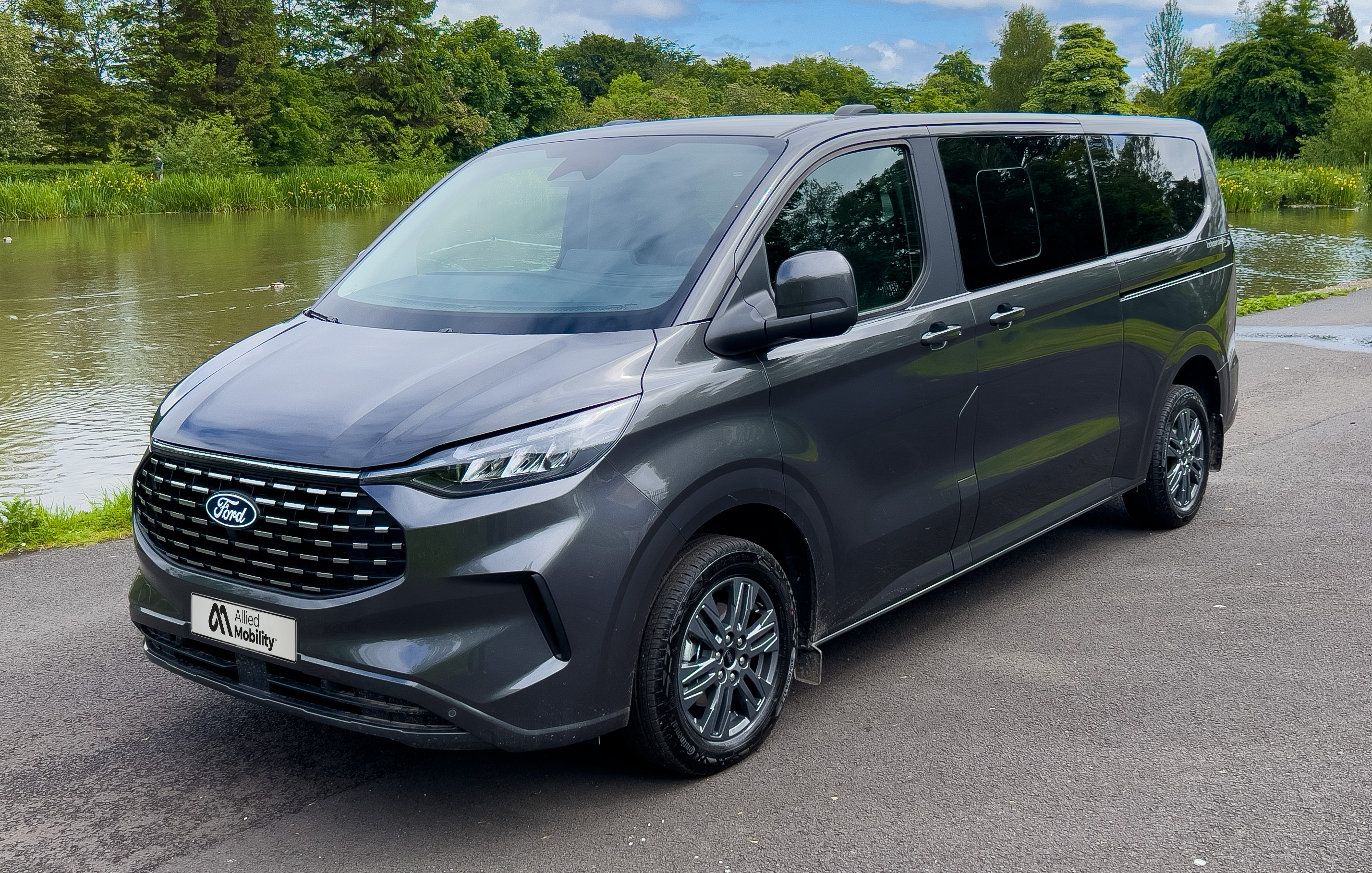 Ford Tourneo Custom "INDEPENDENCE TWIN"