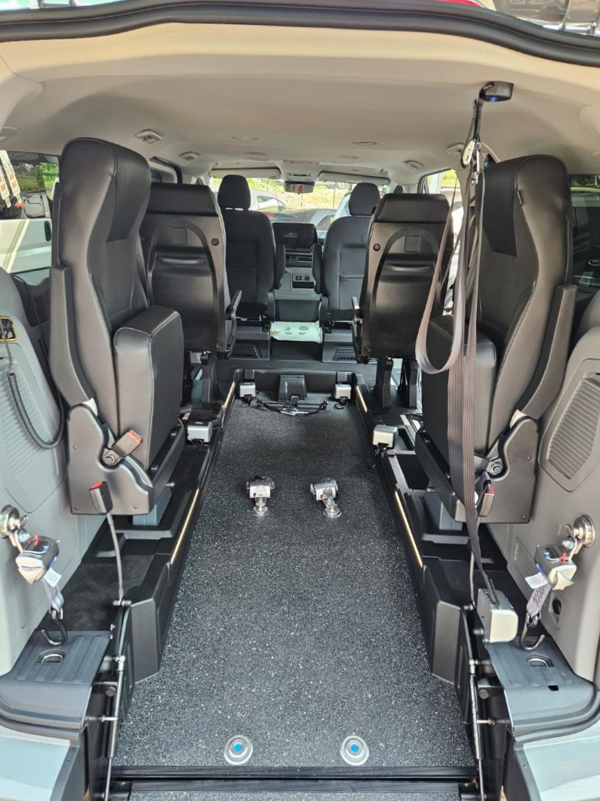 Ford Tourneo Custom "INDEPENDENCE TWIN"