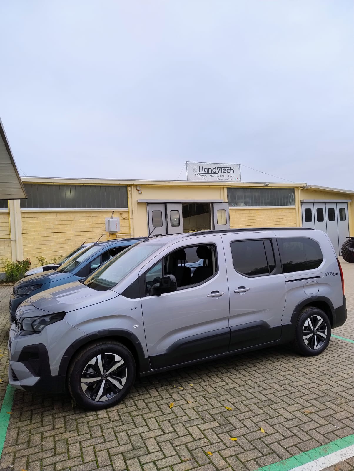 NUOVO PEUGEOT RIFTER PASSO LUNGO 5 PIU 1