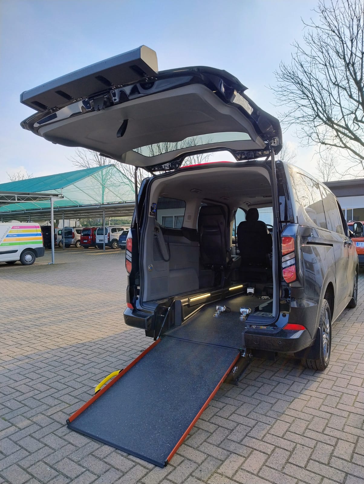 FORD CUSTOM INDEPENDENCE RE CAMBIO MANUALE