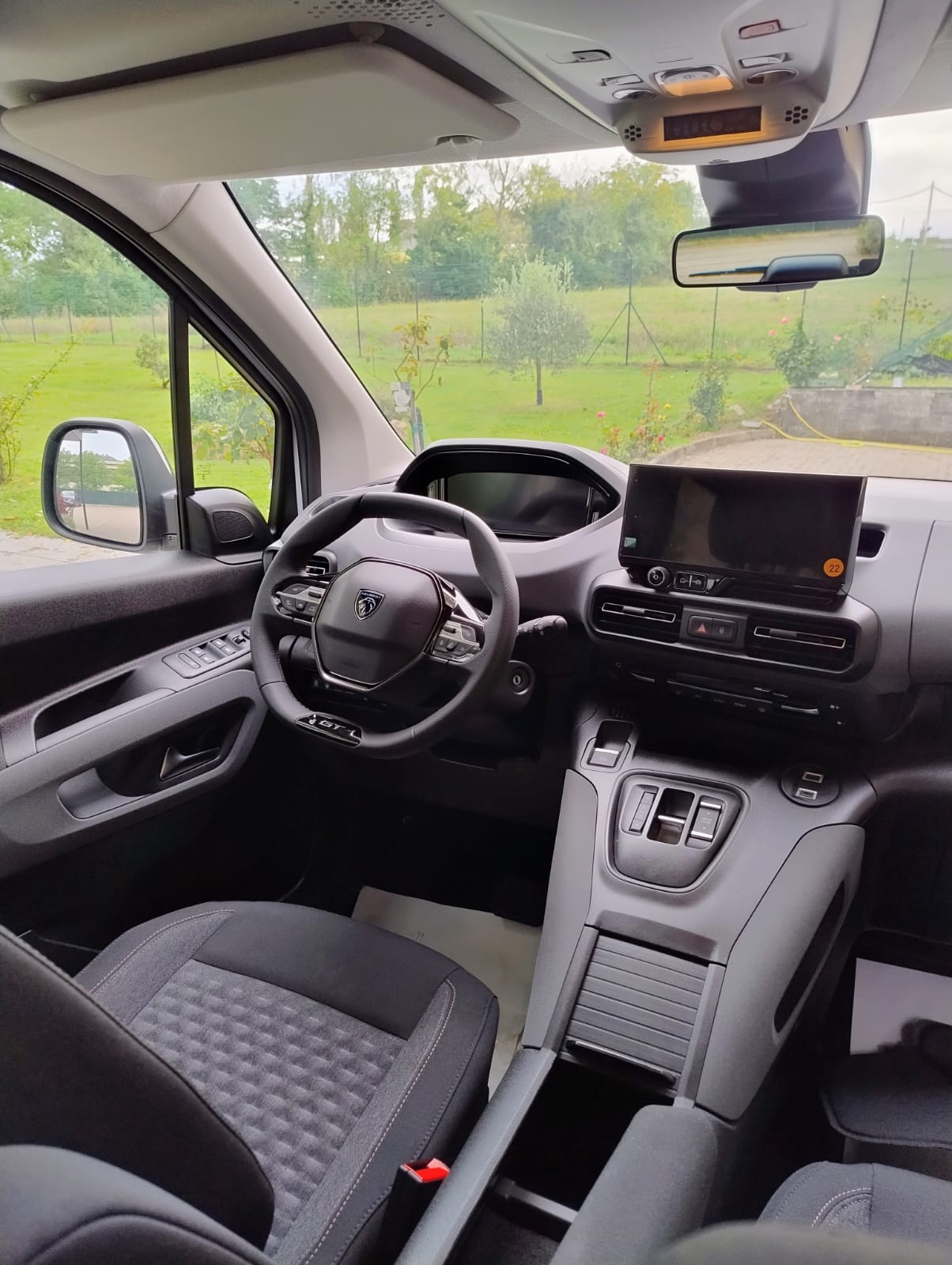 PEUGEOT RIFTER PASSO LUNGO AUTOMATICO  RIBASSAMENTO PIANALE