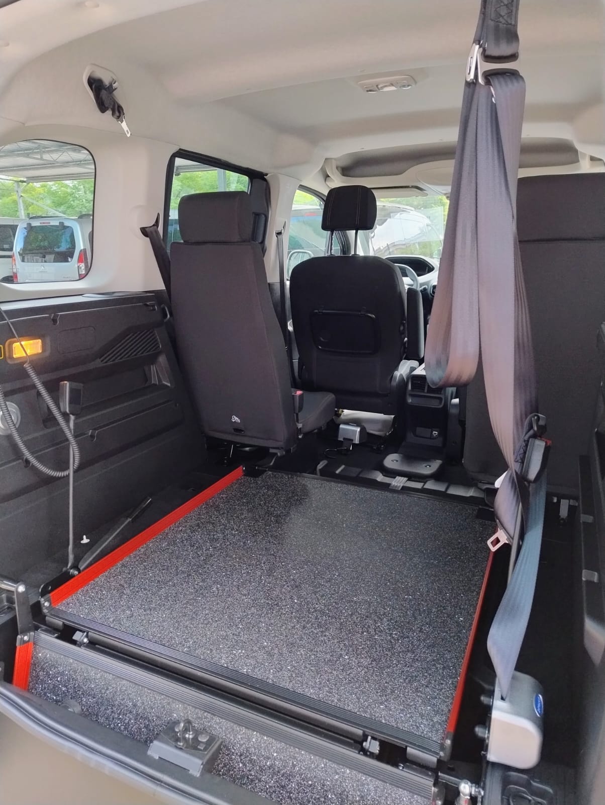 NUOVO PEUGEOT RIFTER GTLINE C.AUTOMATICO P.CONSEGNA