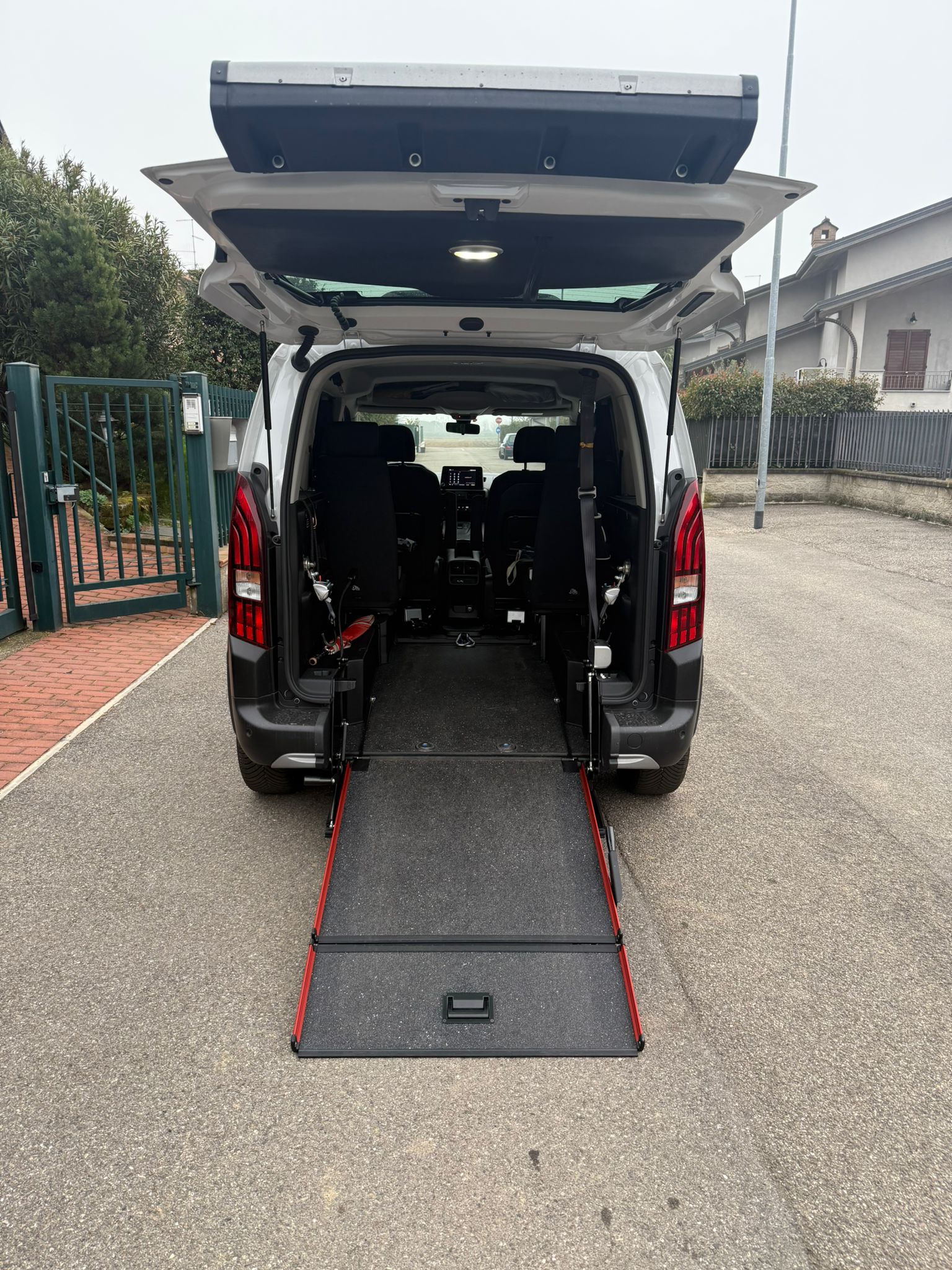 PEUGEOT RIFTER RIBASSATO